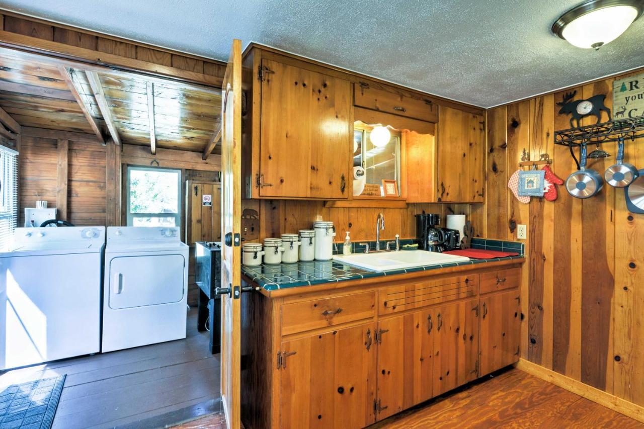 Villa Cozy Cabin With Ac And Deck, 5 Mi To Downtown Prescott Extérieur photo