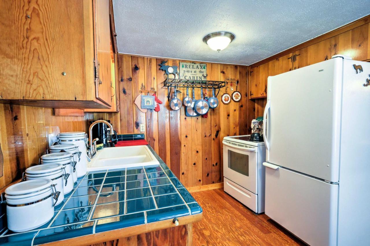 Villa Cozy Cabin With Ac And Deck, 5 Mi To Downtown Prescott Extérieur photo